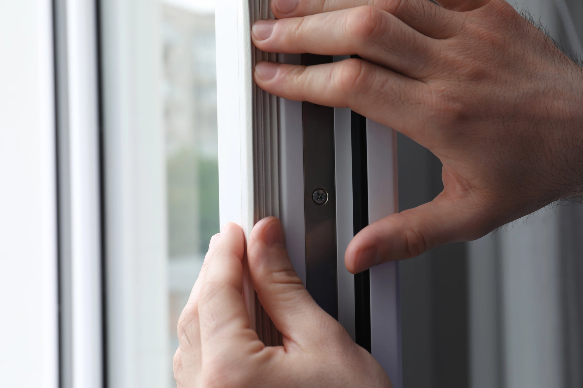 Wie Sie erkennen, dass Ihre Tür- oder Fensterdichtung nicht mehr dicht ist